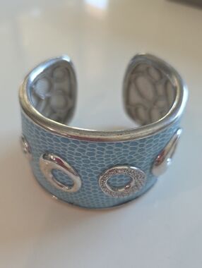 Silver-Tone Blue Textured Open Cuff Bracelet with Circle Accents